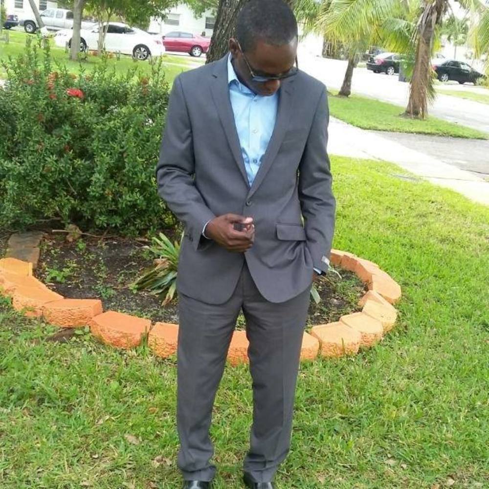 Meet your Posher, Lenscy